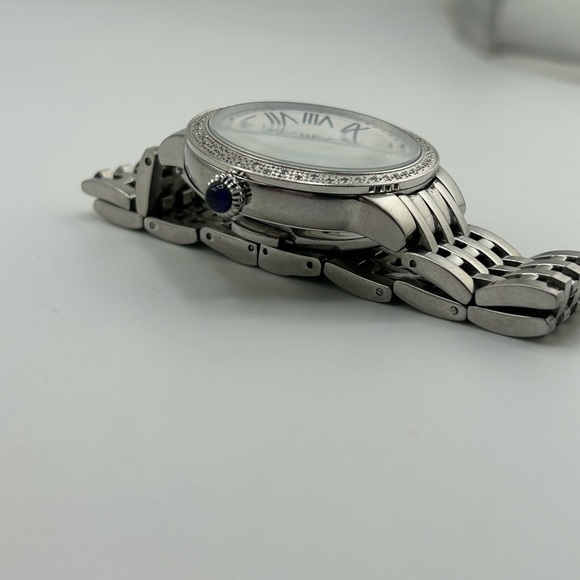 Gv2 Gevril Astor Stainless Steel & Diamond Bracelet Watch Running #04 main image 5